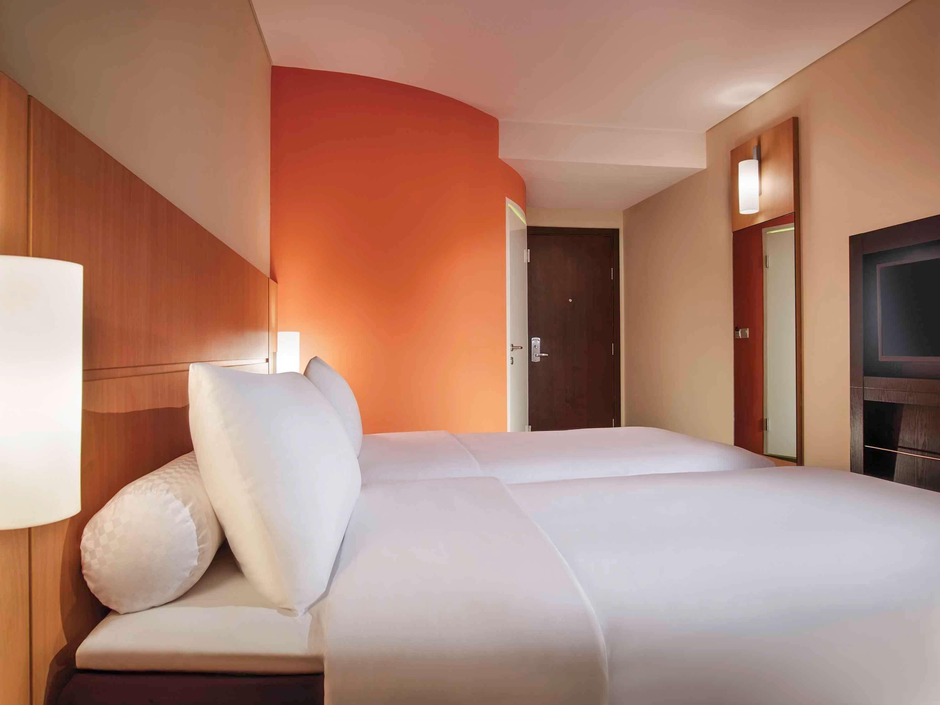 Ibis Surabaya City Center Kültér fotó